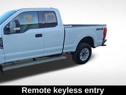 Used 2021 Ford F350 XLT w/ Camper Package image 5
