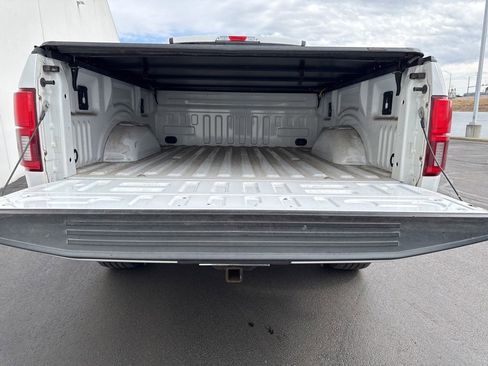Used 2017 Ford F150 XLT w/ Equipment Group 302A Luxury image 5