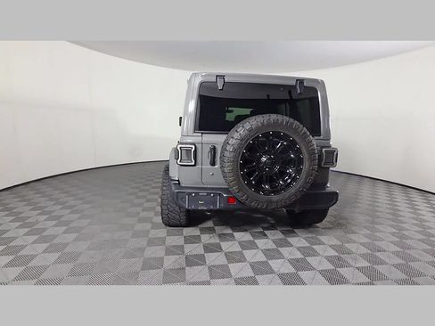 Used 2020 Jeep Wrangler Unlimited Sahara AWD/4WD image 40