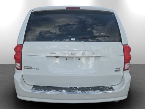 Used 2019 Dodge Grand Caravan GT image 8