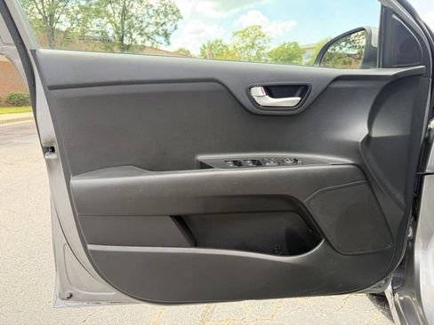 Used 2021 Kia Rio S FWD image 9