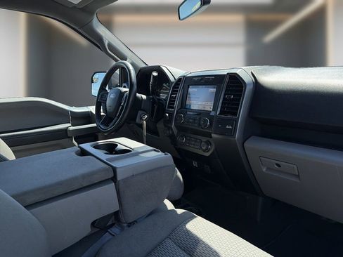 Used 2019 Ford F150 XLT w/ Equipment Group 302A Luxury AWD/4WD image 12