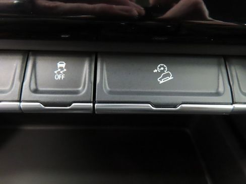 Used 2025 GMC Sierra 2500 AT4 w/ AT4 Premium Plus Package image 72