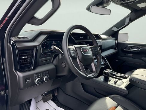 Used 2025 GMC Sierra 1500 AT4 w/ AT4 Premium Package image 19