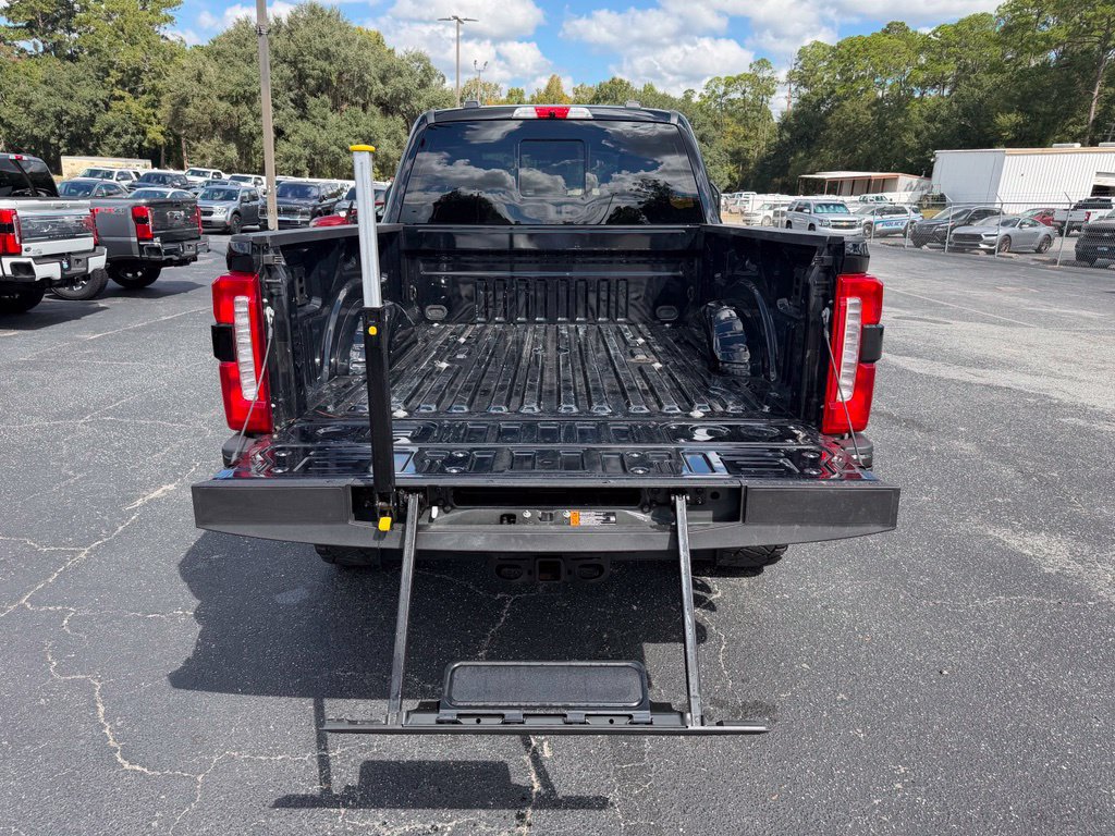 Used 2025 Ford F250 King Ranch AWD/4WD image 6