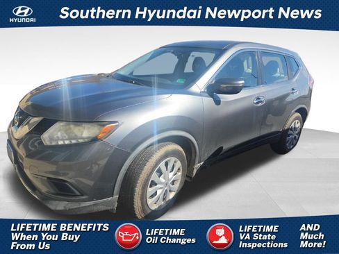 Used 2015 Nissan Rogue S image 1