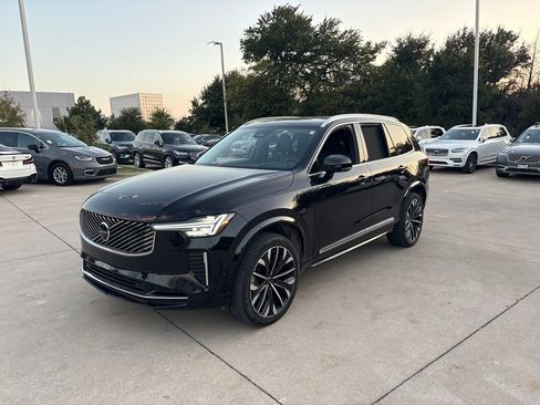 Used 2025 Volvo XC90 T8 Ultra w/ Protection Package Premier AWD/4WD image 1
