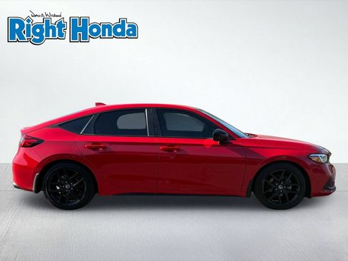 Used 2024 Honda Civic Sport image 10