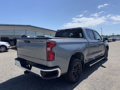 Used 2023 Chevrolet Silverado 1500 LT AWD/4WD image 5