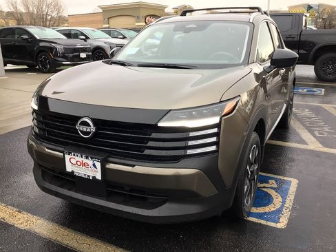 New 2026 Nissan Kicks SV w/ Cold Weather Package image 2