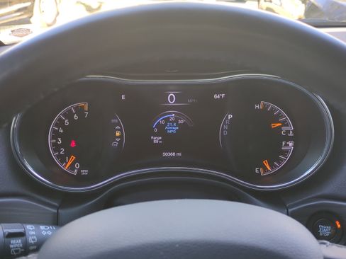 Certified 2022 Jeep Grand Cherokee Limited w/ Tech Group image 30