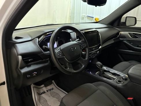 Used 2022 Chevrolet Traverse LT w/ Midnight/Sport Edition AWD/4WD image 38