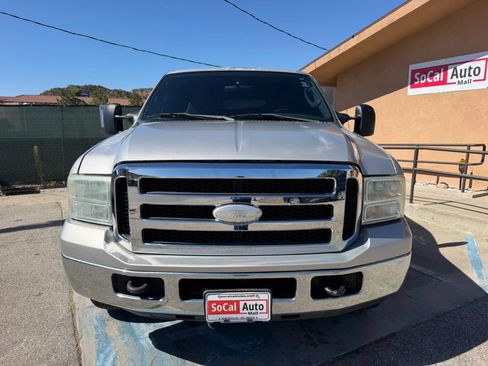 Used 2005 Ford Excursion XLS RWD image 8