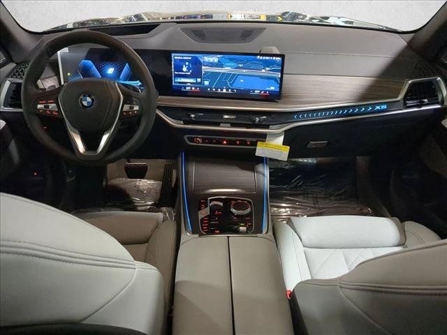 Used 2026 BMW X5 xDrive50e w/ Premium Package AWD/4WD image 16