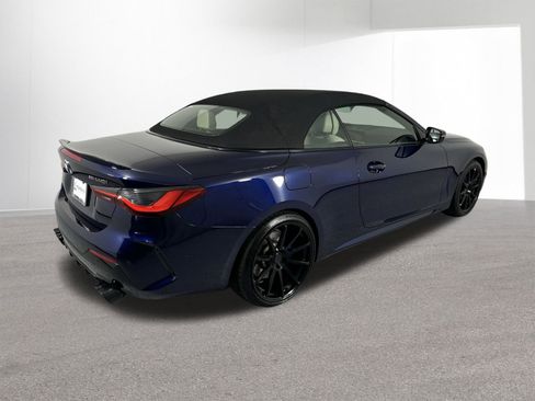 Used 2022 BMW 440i xDrive Convertible w/ Premium Package image 35