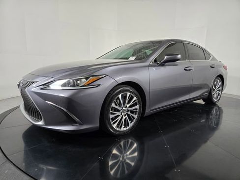 Used 2020 Lexus ES 300h w/ Premium Package FWD image 2