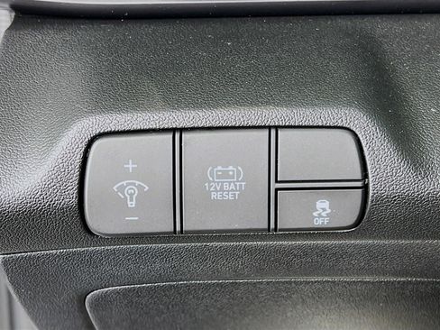 New 2025 Hyundai Elantra SEL FWD image 14