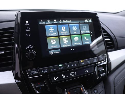 Certified 2024 Honda Odyssey EX-L image 8