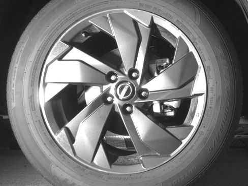 Used 2025 Nissan Rogue SV image 13