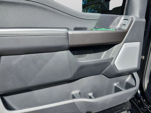 New 2025 Ford F150 Lariat w/ Equipment Group 502A High image 15