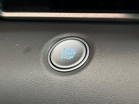 Used 2021 Hyundai Elantra SEL w/ Cargo Package image 21