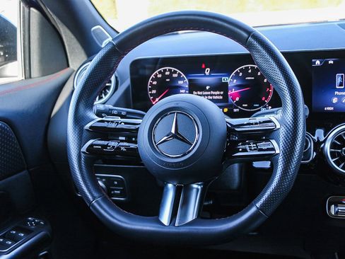 Certified 2025 Mercedes-Benz GLA 250 4MATIC image 16