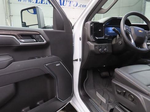 Used 2025 Chevrolet Silverado 1500 LTZ w/ Max Trailering Package AWD/4WD image 47