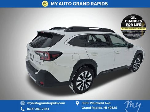 Used 2024 Subaru Outback Limited XT image 7