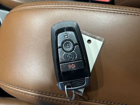 Used 2025 Ford Bronco Sport Outer Banks w/ Outer Banks Tech Package+ AWD/4WD image 26