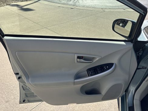 Used 2012 Toyota Prius Two image 14