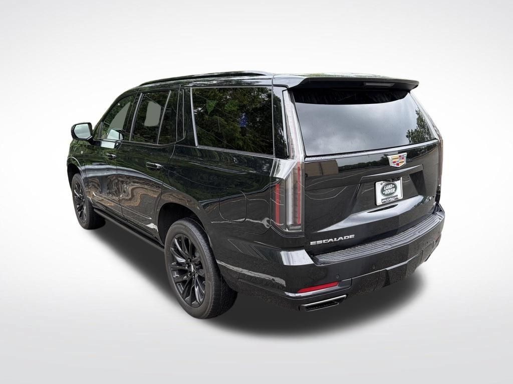 Used 2025 Cadillac Escalade Sport w/ Touring Package AWD/4WD image 6