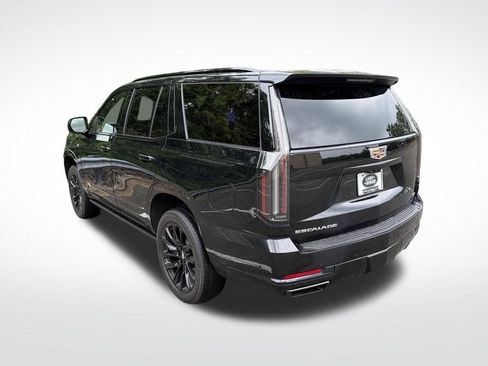 Used 2025 Cadillac Escalade Sport w/ Touring Package AWD/4WD image 6