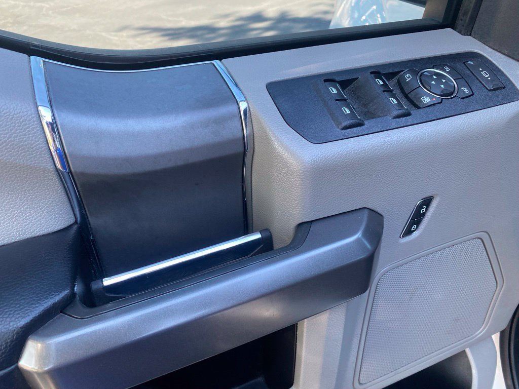 Used 2022 Ford F250 XLT w/ XLT Premium Package AWD/4WD image 12