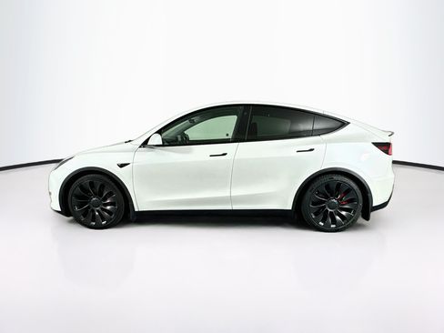 Used 2023 Tesla Model Y Performance AWD/4WD image 4