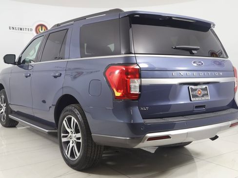 Used 2022 Ford Expedition XLT image 4
