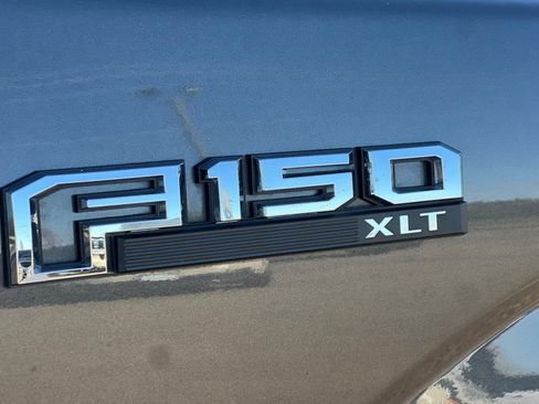 Used 2017 Ford F150 XLT w/ Equipment Group 302A Luxury image 26