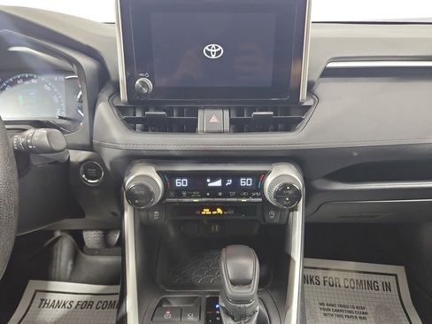 Used 2023 Toyota RAV4 XLE w/ Convenience Package FWD image 19