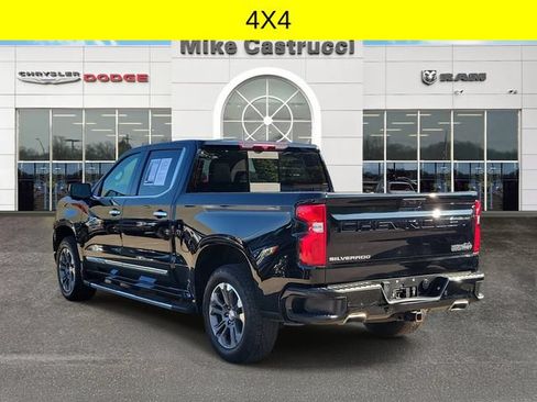Used 2025 Chevrolet Silverado 1500 High Country AWD/4WD image 6