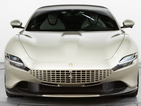 Certified 2024 Ferrari Roma Spider image 18