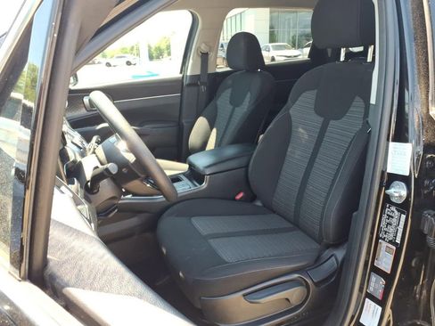 Used 2021 Kia Sorento LX FWD image 4