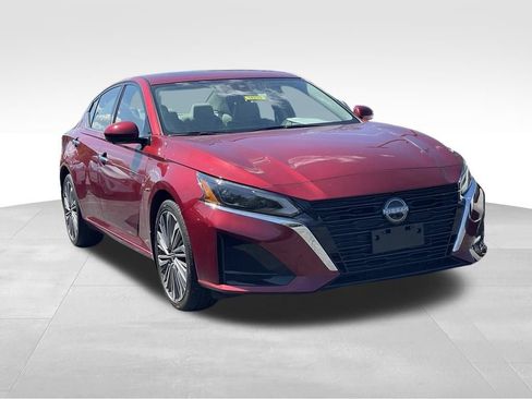 Certified 2023 Nissan Altima 2.5 SL AWD/4WD image 3