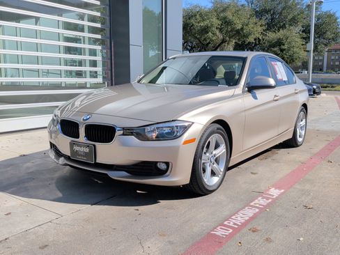 Used 2014 BMW 320i Sedan image 5