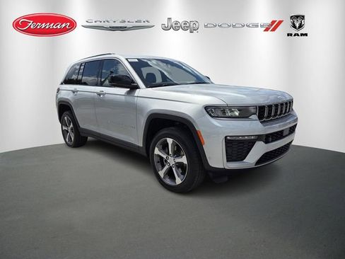 New 2026 Jeep Grand Cherokee Limited w/ Luxury Tech Group II image 1