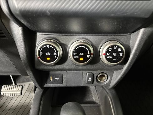 Used 2025 Mitsubishi Outlander Sport ES AWD/4WD image 18