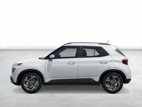 New 2026 Hyundai Venue SEL image 3