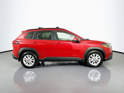 Certified 2024 Toyota Corolla Cross LE w/ Moonroof Package AWD/4WD image 8