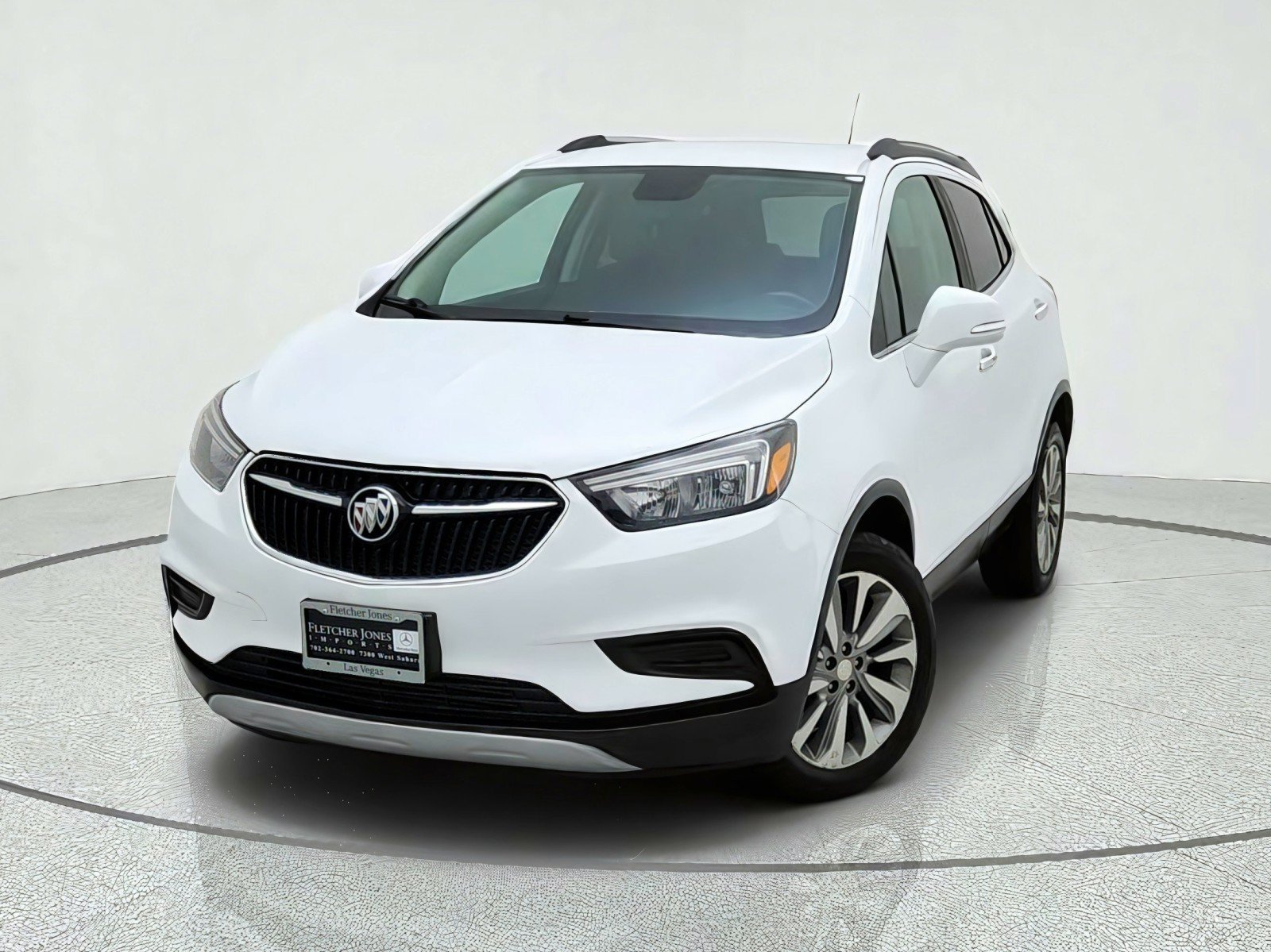 Used 2019 Buick Encore Preferred AWD/4WD image 2