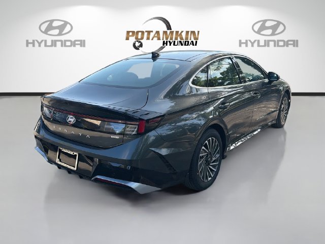 New 2026 Hyundai Sonata SEL FWD image 5