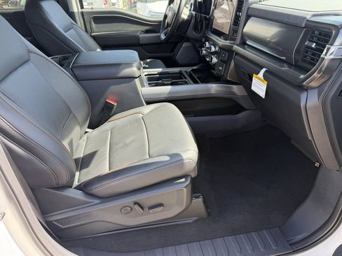 Used 2026 Ford F250 Lariat RWD image 13
