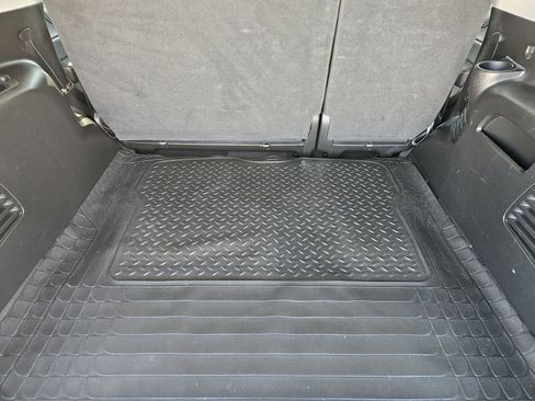 Used 2019 Chevrolet Tahoe LS image 30